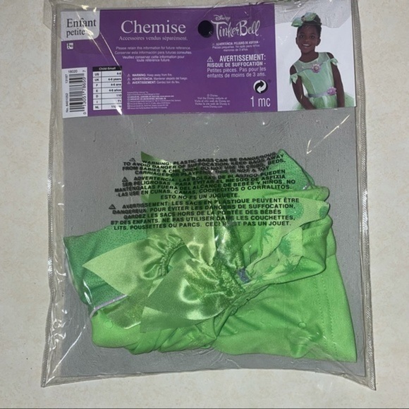 COPY - NWT DISNEY TINKERBELL TOP 🎃HALLOWEEN👻
CHILD SMALL (4-6) - Picture 3 of 5